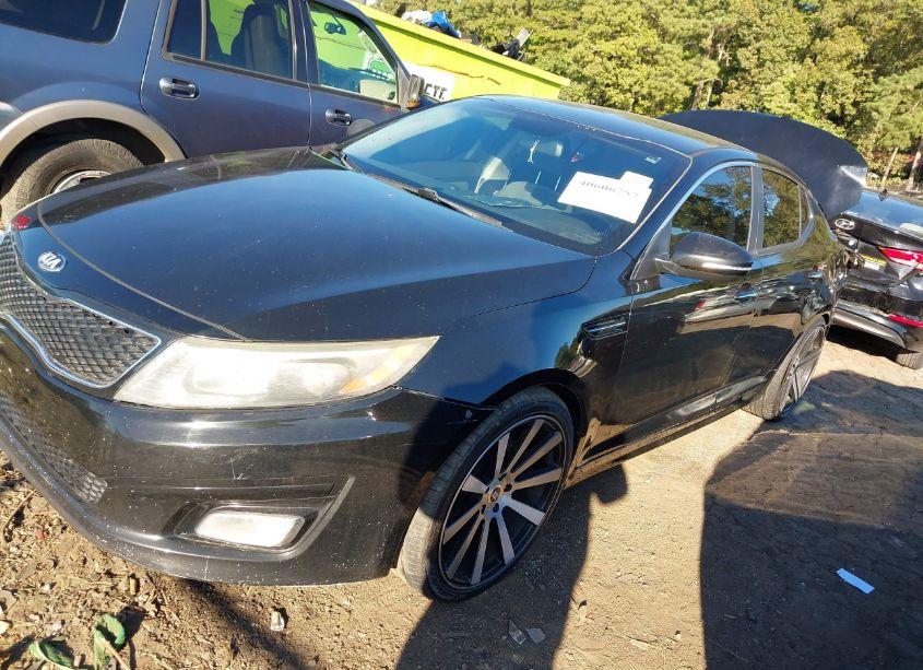 Photo 2 of 2015 Kia Optima LX (VIN 5XXGM4A74FG384586)