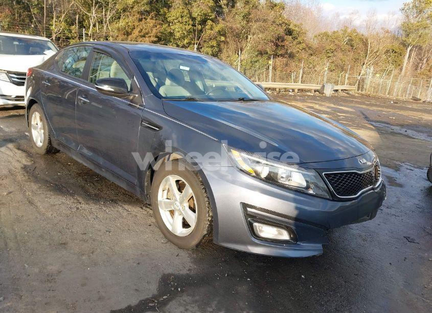 2015 Kia Optima LX (VIN 5XXGM4A74FG386287) main photo