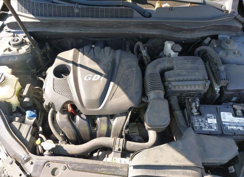 Photo 10 of 2015 Kia Optima LX (VIN 5XXGM4A74FG388864)