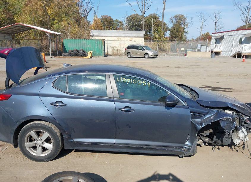 Photo 14 of 2015 Kia Optima LX (VIN 5XXGM4A74FG388864)