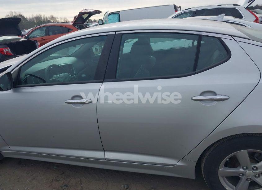 Photo 13 of 2015 Kia Optima LX (VIN 5XXGM4A74FG397662)