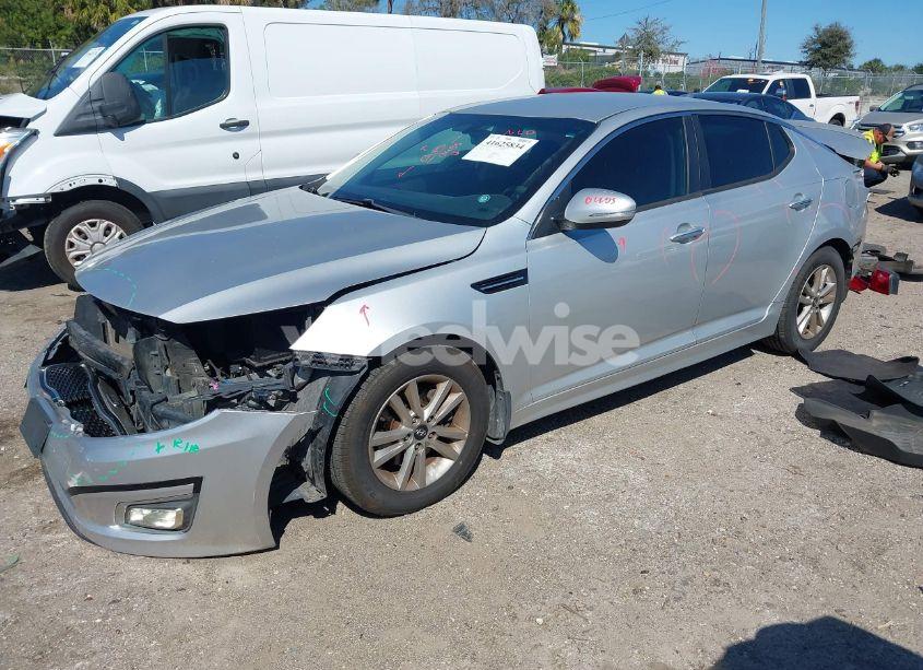 Photo 2 of 2015 Kia Optima LX (VIN 5XXGM4A74FG405193)