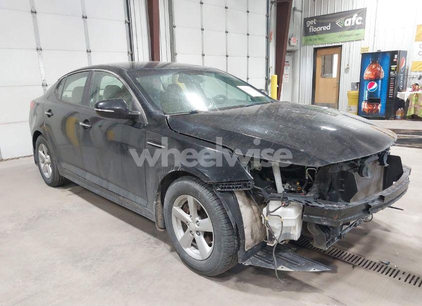 2015 Kia Optima LX (VIN 5XXGM4A74FG422141) main photo