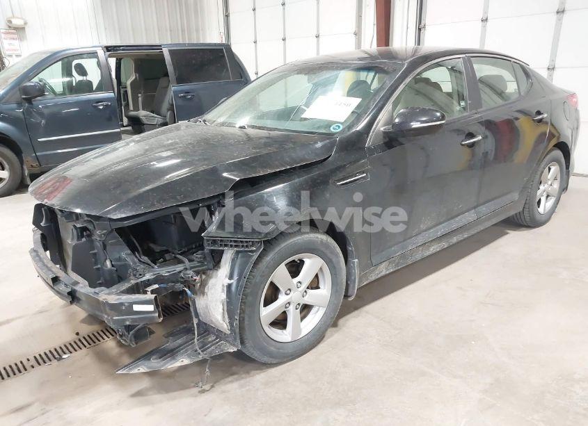 Photo 2 of 2015 Kia Optima LX (VIN 5XXGM4A74FG422141)