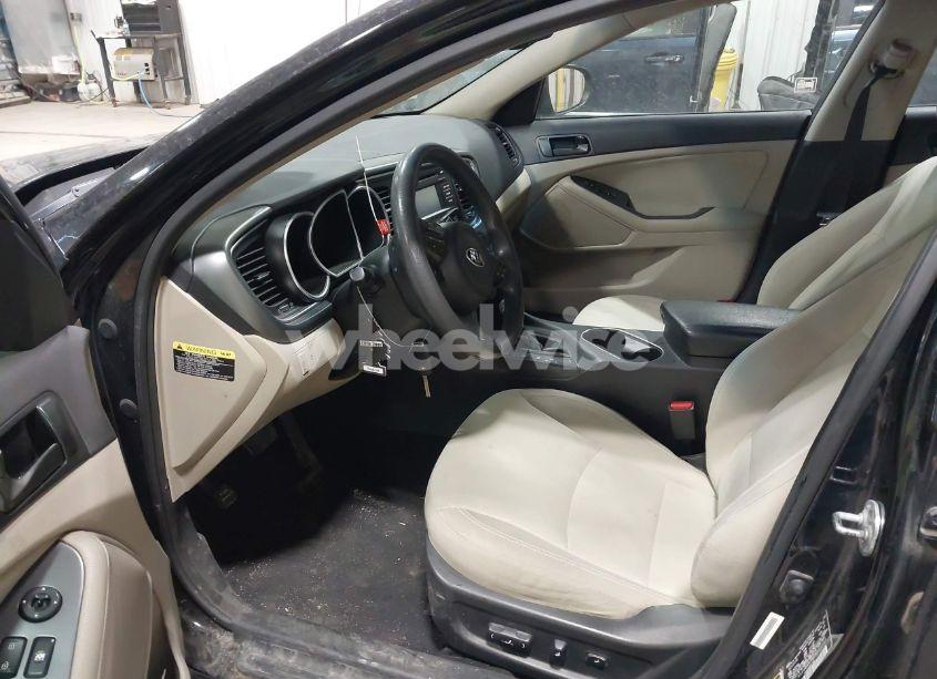 Photo 5 of 2015 Kia Optima LX (VIN 5XXGM4A74FG422141)