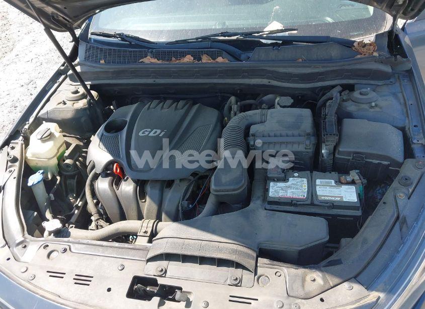 Photo 10 of 2015 Kia Optima LX (VIN 5XXGM4A74FG427839)