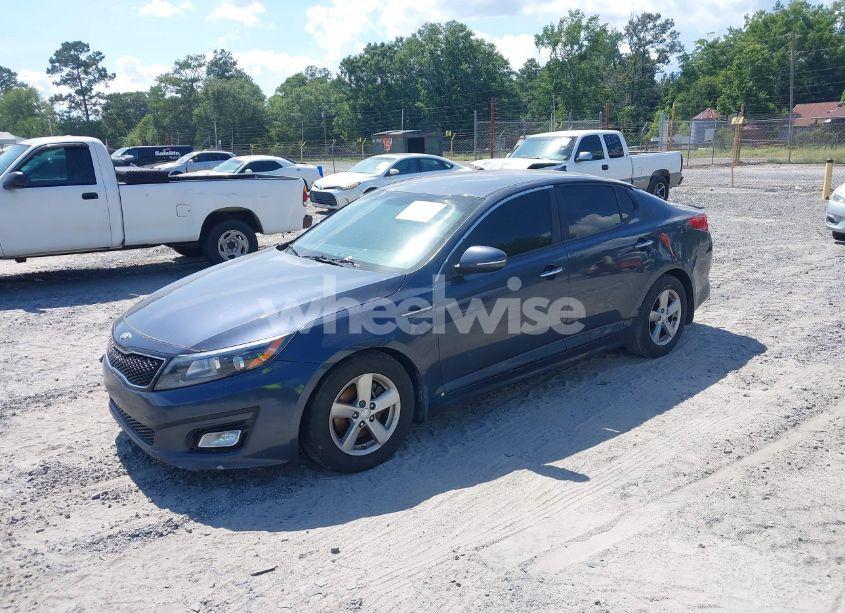 Photo 2 of 2015 Kia Optima LX (VIN 5XXGM4A74FG427839)