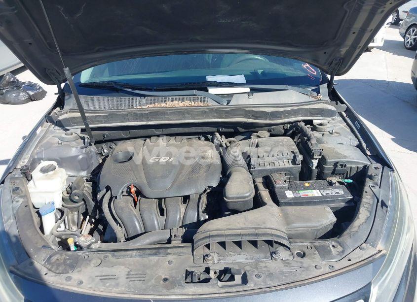 Photo 10 of 2015 Kia Optima LX (VIN 5XXGM4A74FG431793)