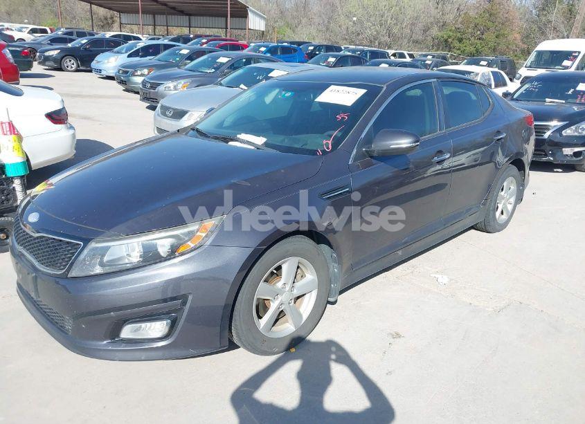 Photo 2 of 2015 Kia Optima LX (VIN 5XXGM4A74FG431793)