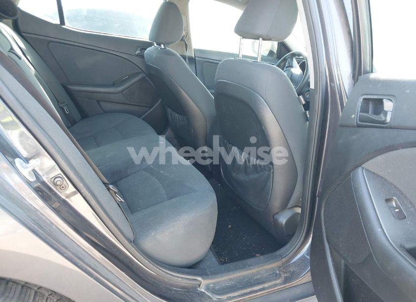 Photo 8 of 2015 Kia Optima LX (VIN 5XXGM4A74FG431793)