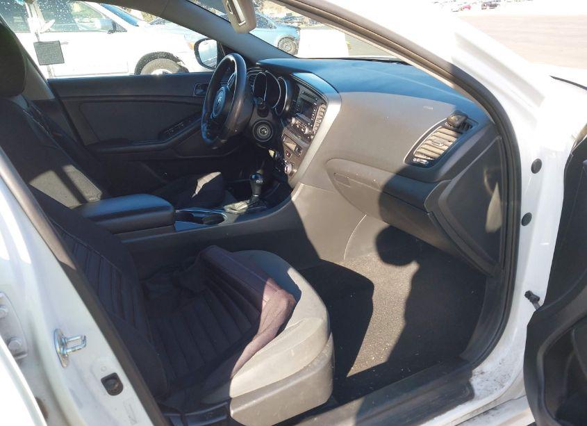 Photo 5 of 2015 Kia Optima LX (VIN 5XXGM4A74FG433639)