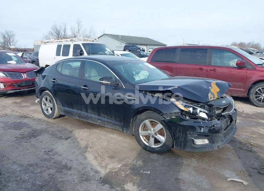 2015 Kia Optima LX (VIN 5XXGM4A74FG433933) main photo