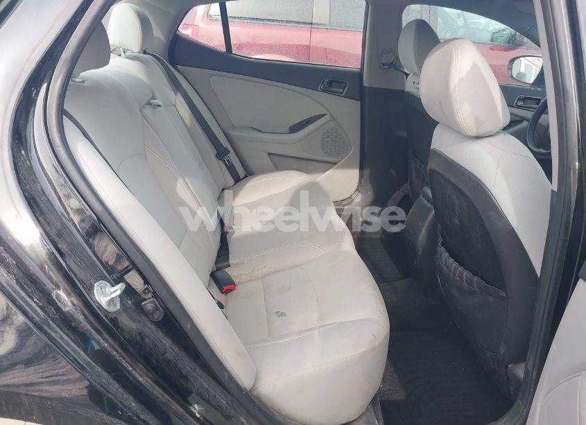 Photo 8 of 2015 Kia Optima LX (VIN 5XXGM4A74FG433933)