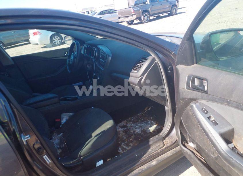 Photo 5 of 2015 Kia Optima LX (VIN 5XXGM4A74FG438596)