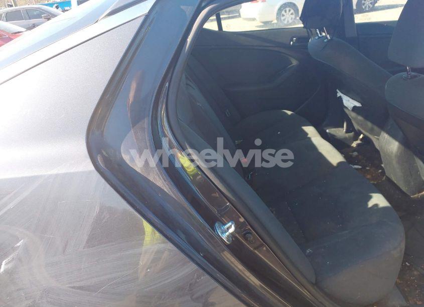 Photo 8 of 2015 Kia Optima LX (VIN 5XXGM4A74FG438596)