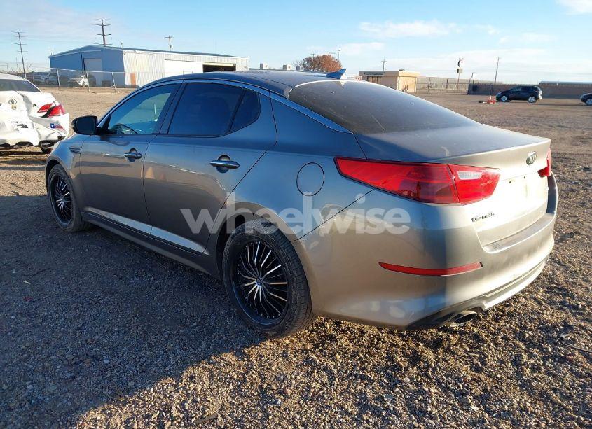 Photo 3 of 2015 Kia Optima LX (VIN 5XXGM4A74FG446312)