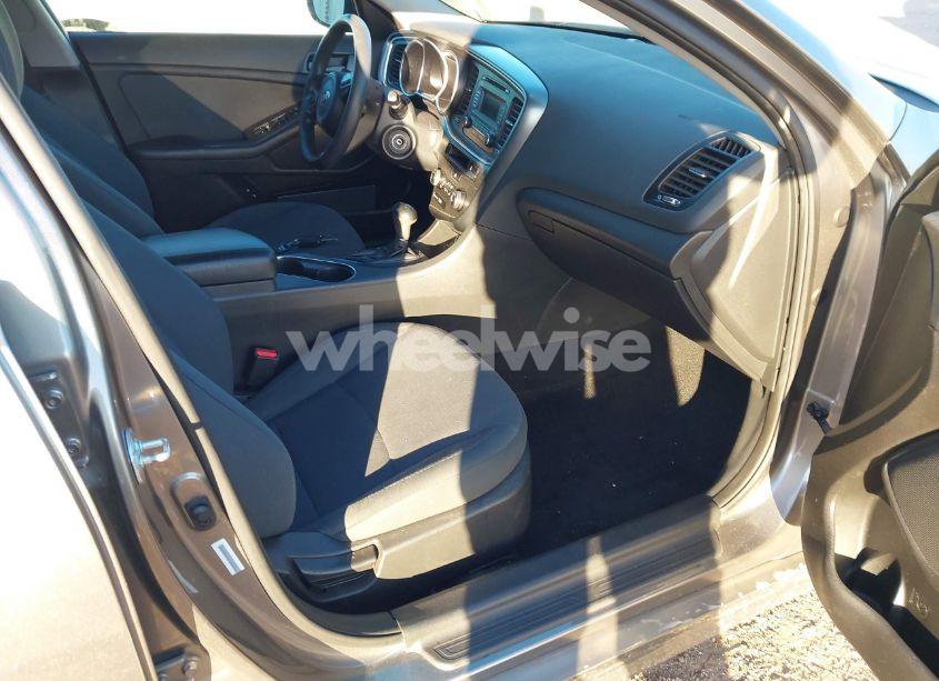 Photo 5 of 2015 Kia Optima LX (VIN 5XXGM4A74FG446312)