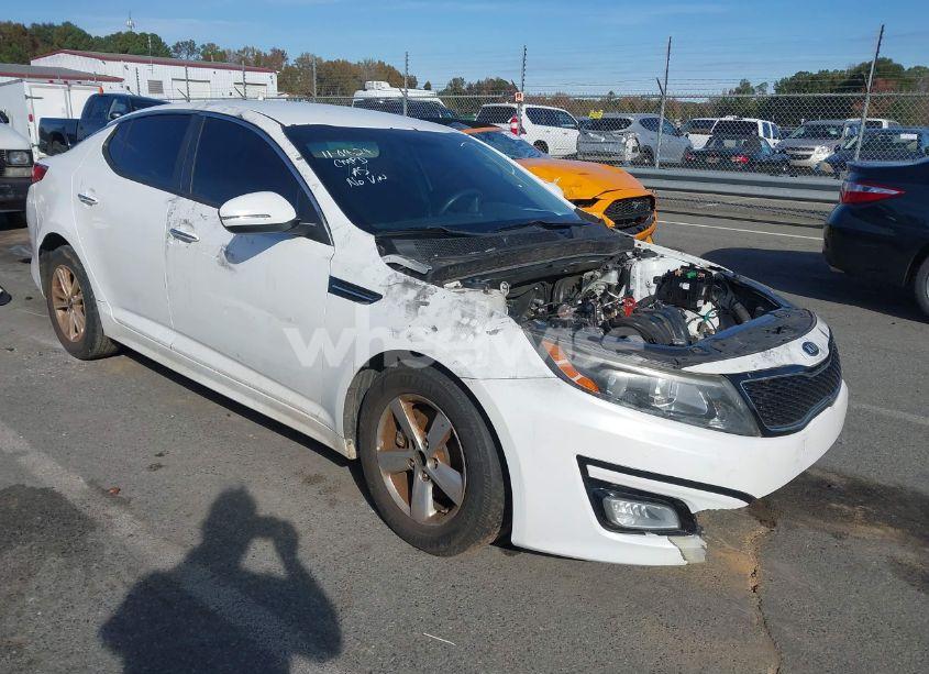2015 Kia Optima LX (VIN 5XXGM4A74FG449761) main photo