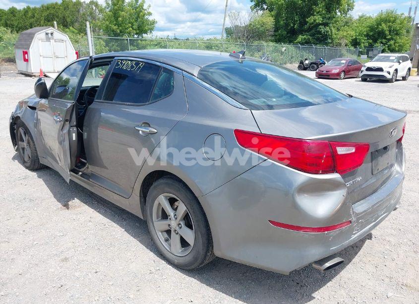 Photo 3 of 2015 Kia Optima LX (VIN 5XXGM4A74FG453180)
