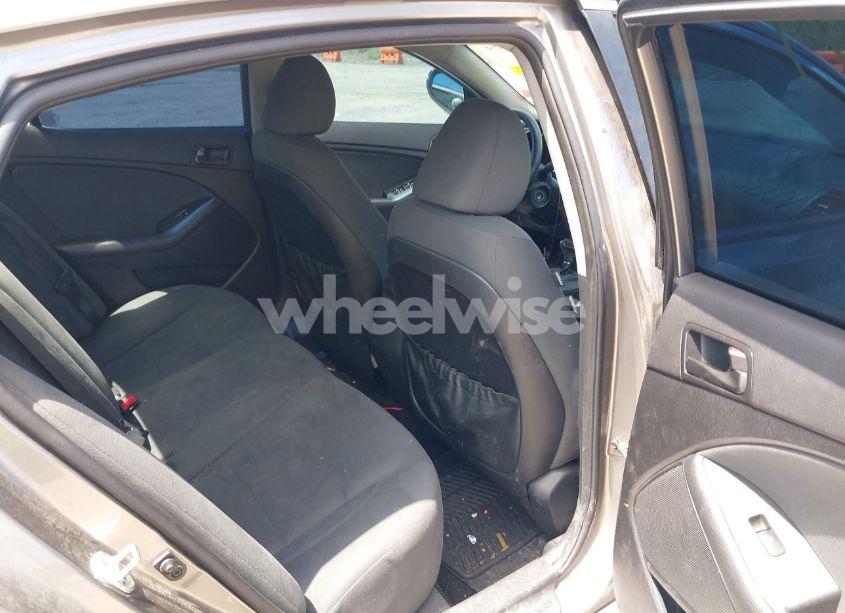 Photo 8 of 2015 Kia Optima LX (VIN 5XXGM4A74FG453180)