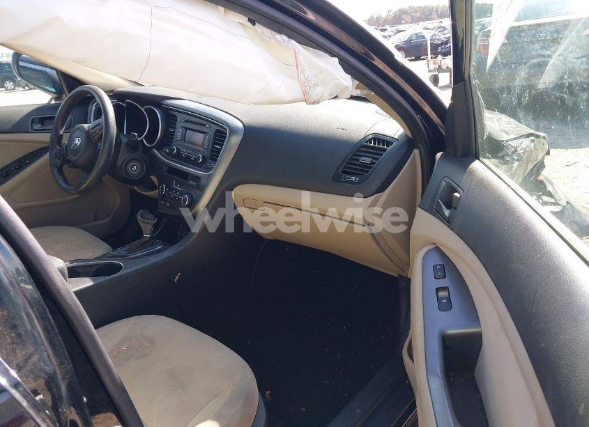 Photo 5 of 2015 Kia Optima LX (VIN 5XXGM4A74FG457925)