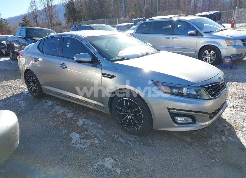 2015 Kia Optima LX (VIN 5XXGM4A74FG461909) main photo