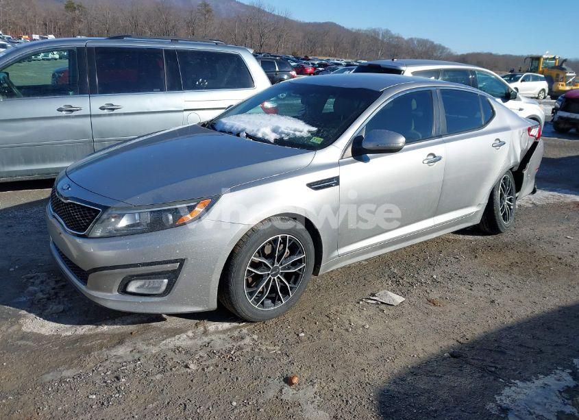 Photo 2 of 2015 Kia Optima LX (VIN 5XXGM4A74FG461909)