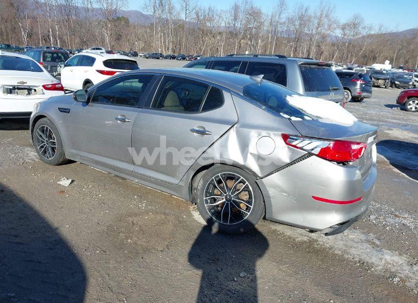 Photo 3 of 2015 Kia Optima LX (VIN 5XXGM4A74FG461909)