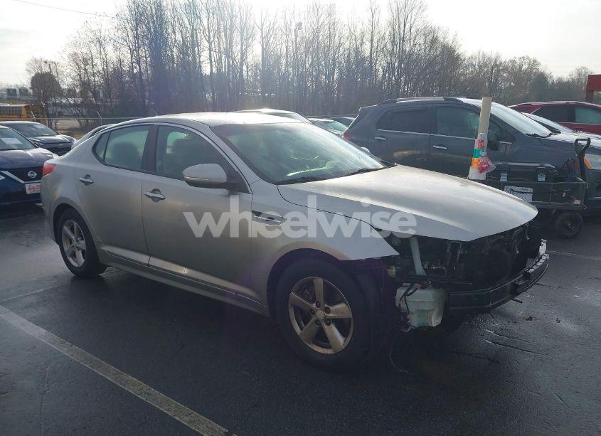 2015 Kia Optima LX (VIN 5XXGM4A74FG463367) main photo