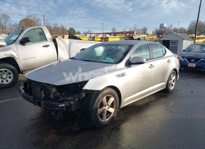 Photo 2 of 2015 Kia Optima LX (VIN 5XXGM4A74FG463367)