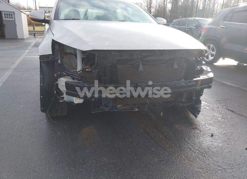 Photo 6 of 2015 Kia Optima LX (VIN 5XXGM4A74FG463367)