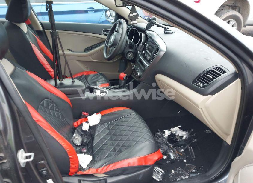 Photo 5 of 2015 Kia Optima LX (VIN 5XXGM4A74FG465975)