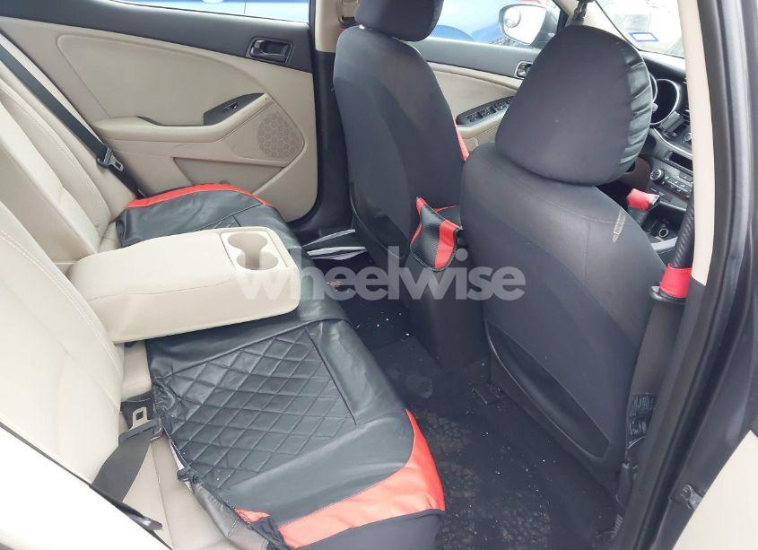 Photo 8 of 2015 Kia Optima LX (VIN 5XXGM4A74FG465975)