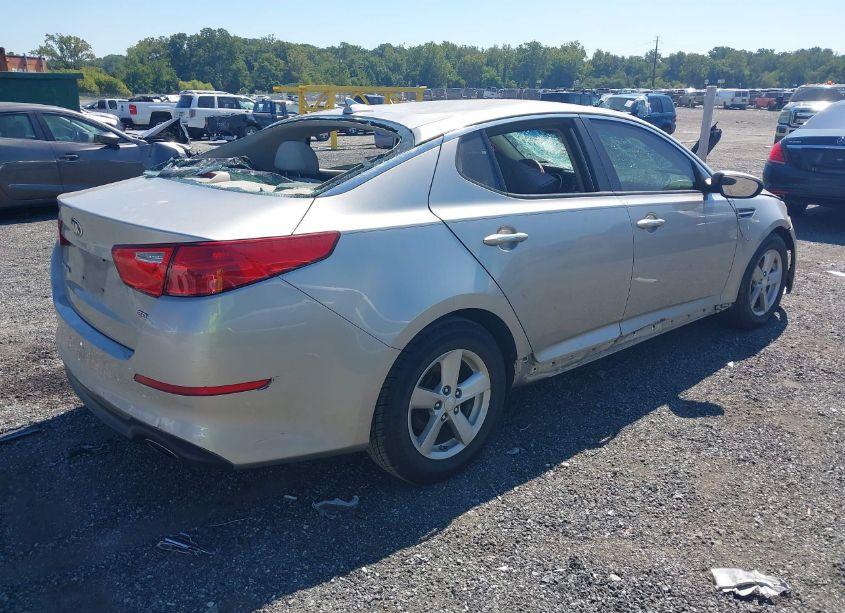 Photo 4 of 2015 Kia Optima LX (VIN 5XXGM4A74FG474076)