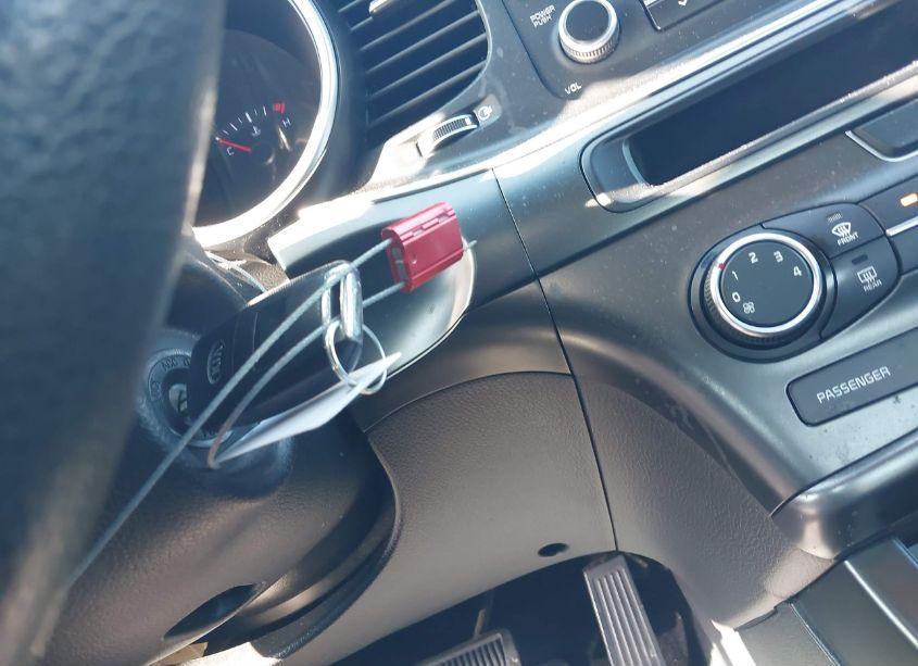 Photo 11 of 2015 Kia Optima LX (VIN 5XXGM4A74FG475891)