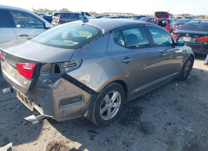 Photo 4 of 2015 Kia Optima LX (VIN 5XXGM4A74FG475891)