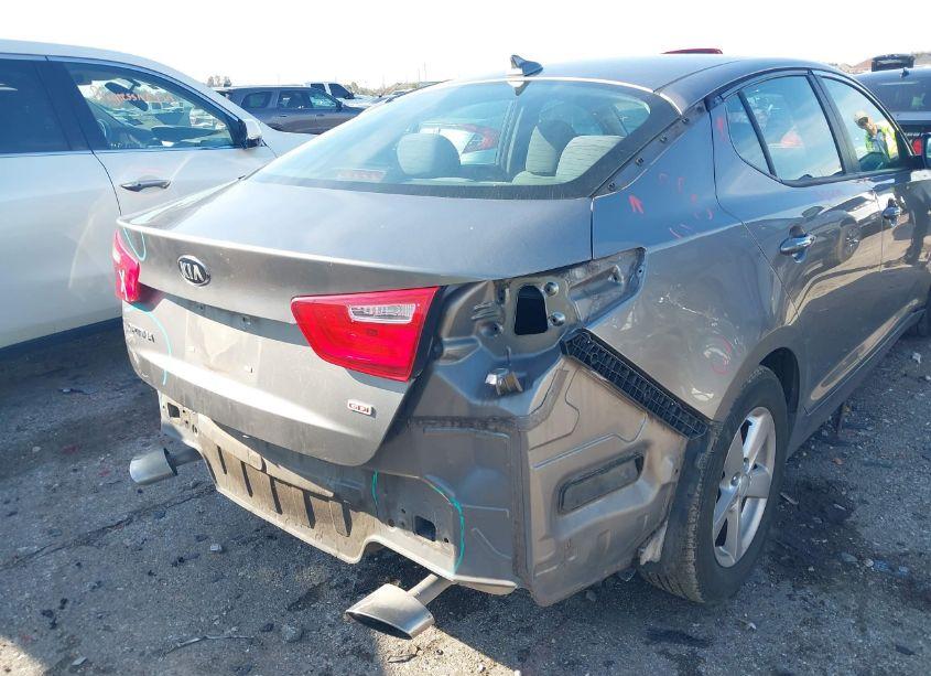 Photo 6 of 2015 Kia Optima LX (VIN 5XXGM4A74FG475891)
