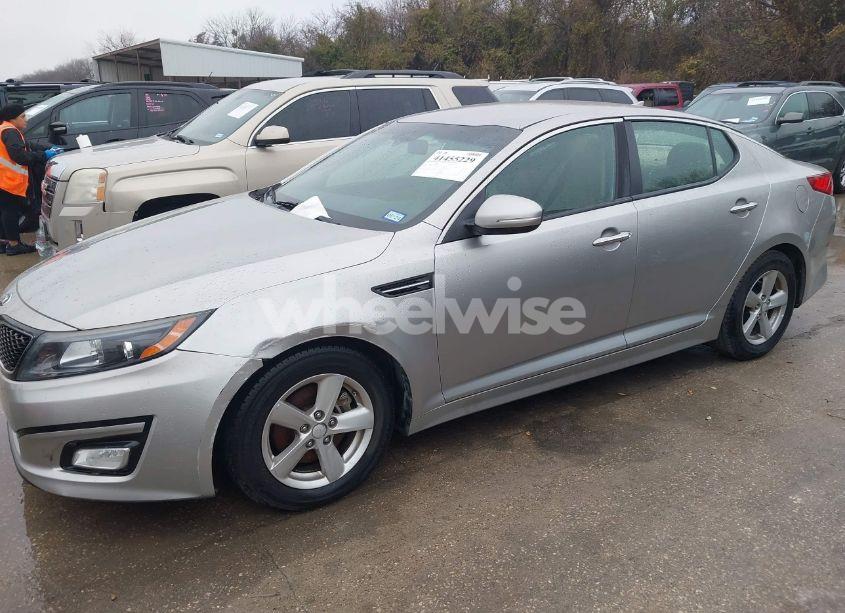 Photo 2 of 2015 Kia Optima LX (VIN 5XXGM4A74FG477673)