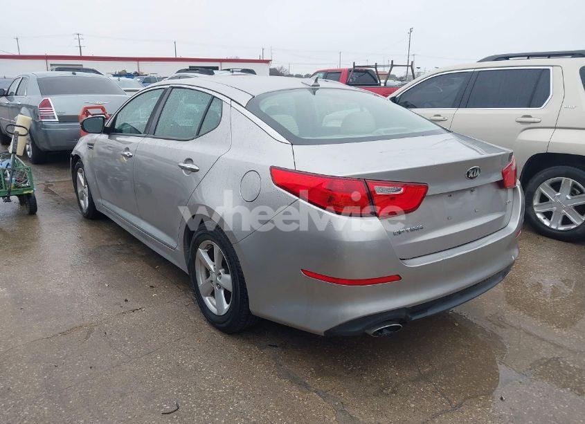 Photo 3 of 2015 Kia Optima LX (VIN 5XXGM4A74FG477673)