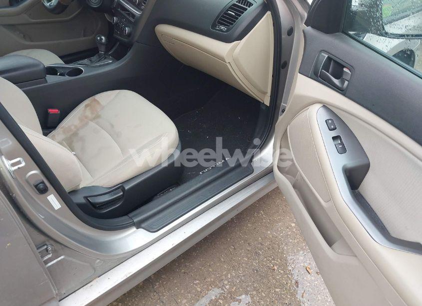 Photo 5 of 2015 Kia Optima LX (VIN 5XXGM4A74FG477673)