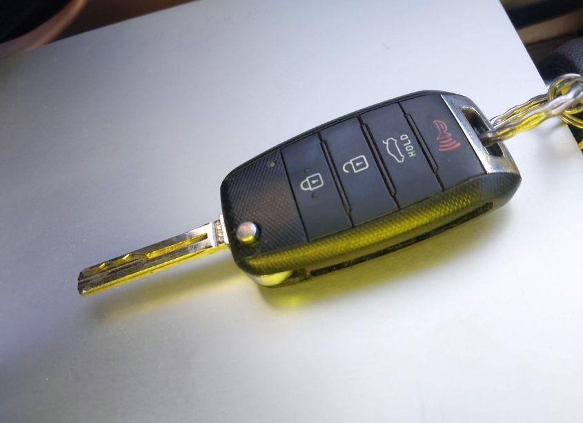 Photo 11 of 2015 Kia Optima LX (VIN 5XXGM4A74FG481481)