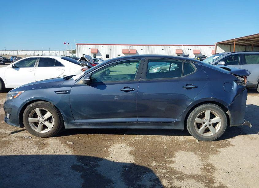 Photo 14 of 2015 Kia Optima LX (VIN 5XXGM4A74FG486762)