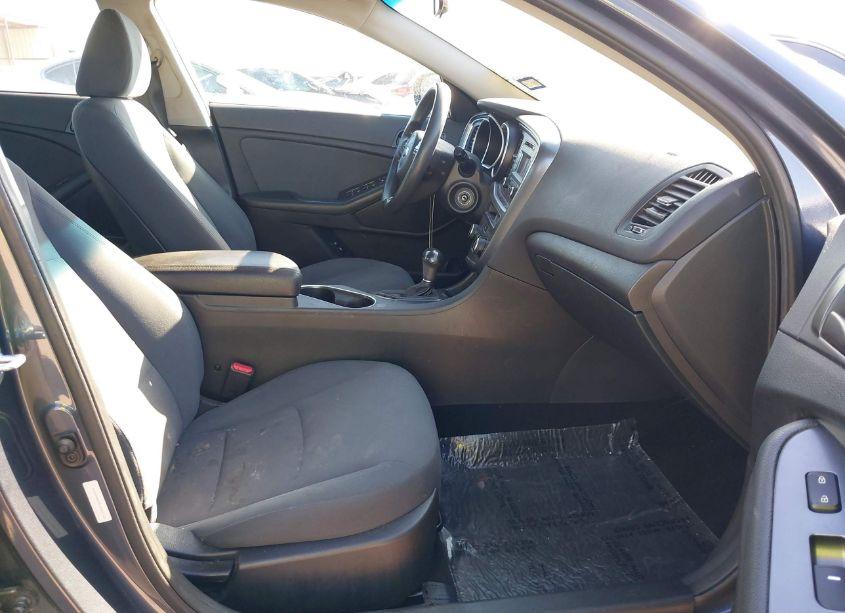 Photo 5 of 2015 Kia Optima LX (VIN 5XXGM4A74FG486762)