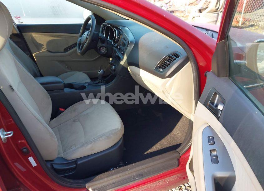 Photo 5 of 2012 Kia Optima LX (VIN 5XXGM4A75CG064026)