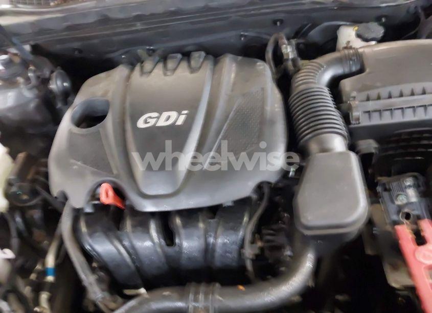 Photo 10 of 2012 Kia Optima LX (VIN 5XXGM4A75CG072286)