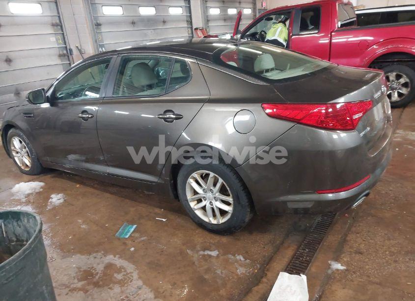 Photo 3 of 2012 Kia Optima LX (VIN 5XXGM4A75CG072286)