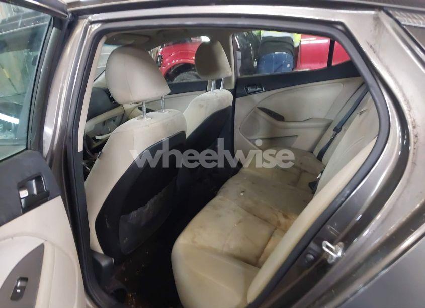 Photo 8 of 2012 Kia Optima LX (VIN 5XXGM4A75CG072286)