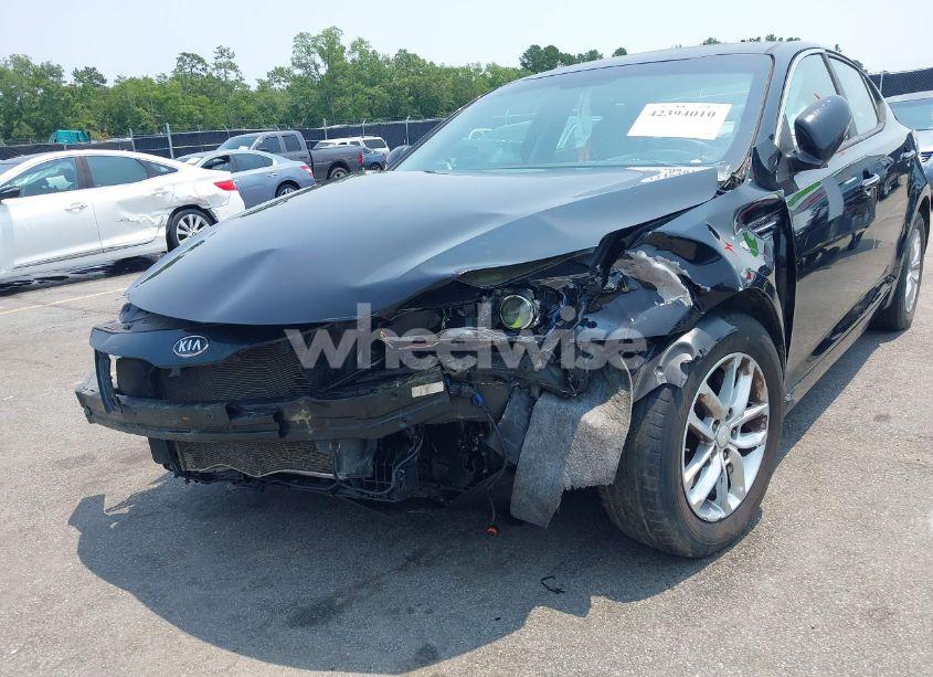 Photo 6 of 2012 Kia Optima LX (VIN 5XXGM4A75CG072501)