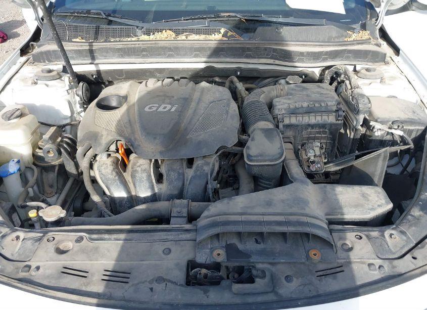 Photo 10 of 2012 Kia Optima LX (VIN 5XXGM4A75CG081912)