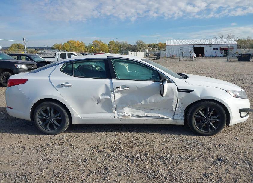 Photo 13 of 2012 Kia Optima LX (VIN 5XXGM4A75CG081912)